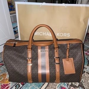 Michael kors travel bag